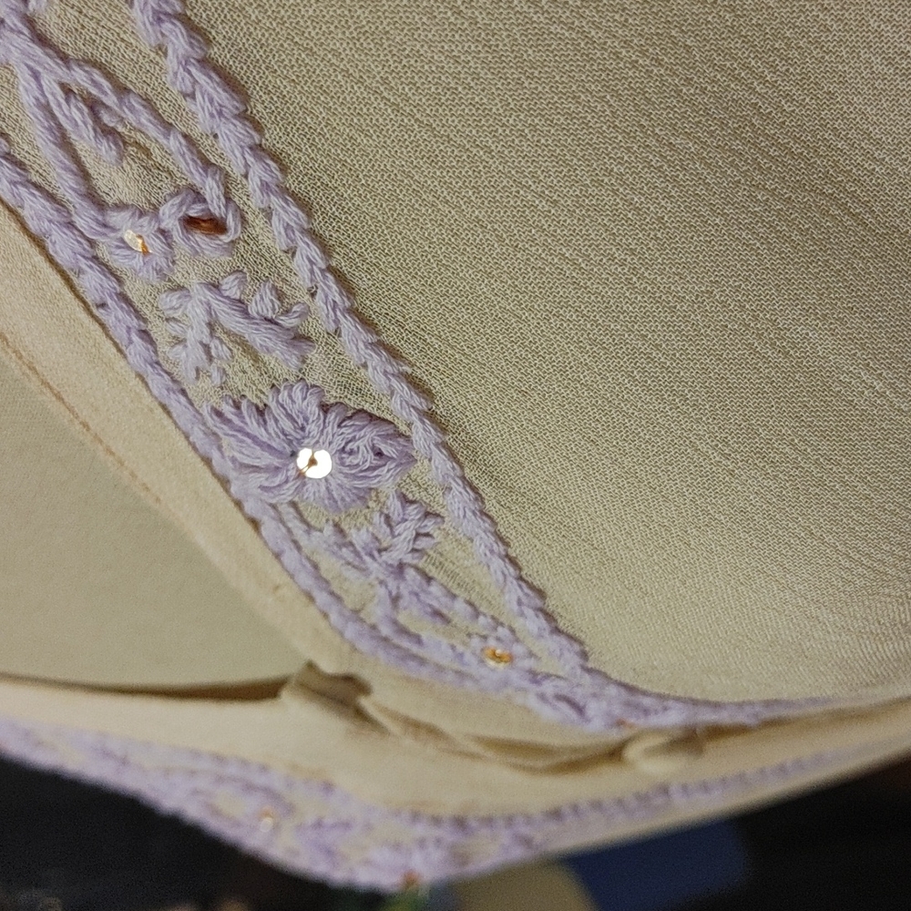 Sacred Threads Top - image 8